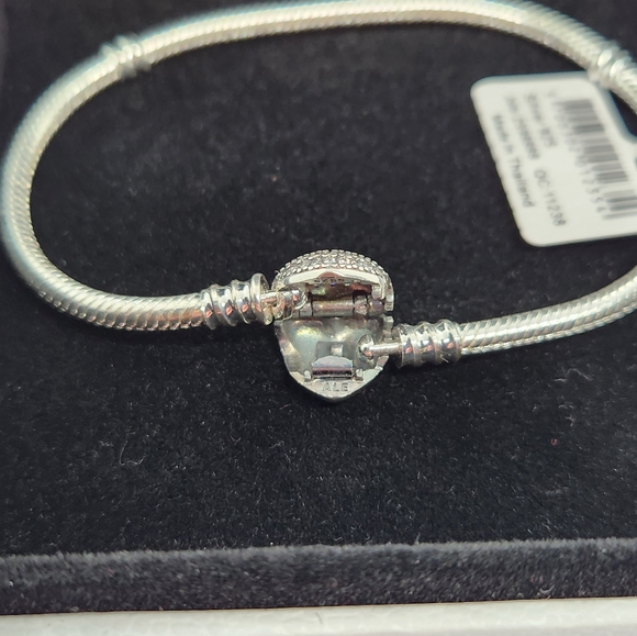 Pandora Moments Sparkling Heart Crown Claps Snake Chain Bracelet Size 7.9 inches - Picture 9 of 9